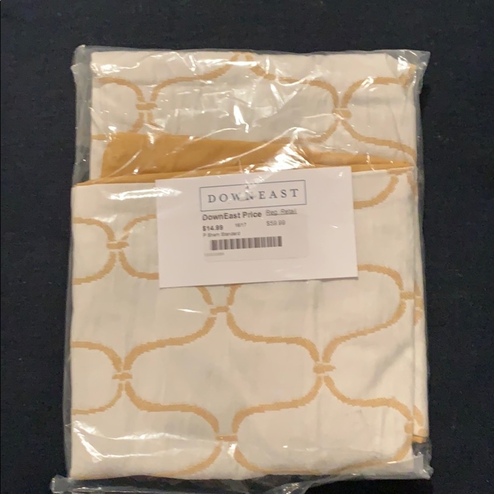 Downeast Gold and cream pillow sham